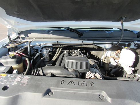 Used 2013 Chevrolet Silverado 2500 W/T image 19