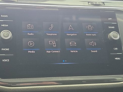 Used 2024 Volkswagen Tiguan SE image 22