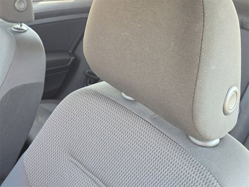 Used 2019 Volkswagen e-Golf SE w/ Driver Assistance Package image 15