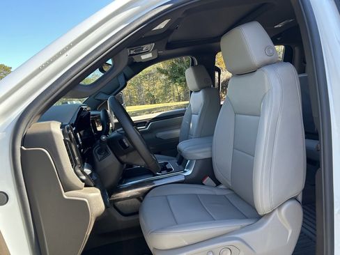 New 2026 Chevrolet Silverado 3500 LTZ w/ LTZ Premium Package image 43