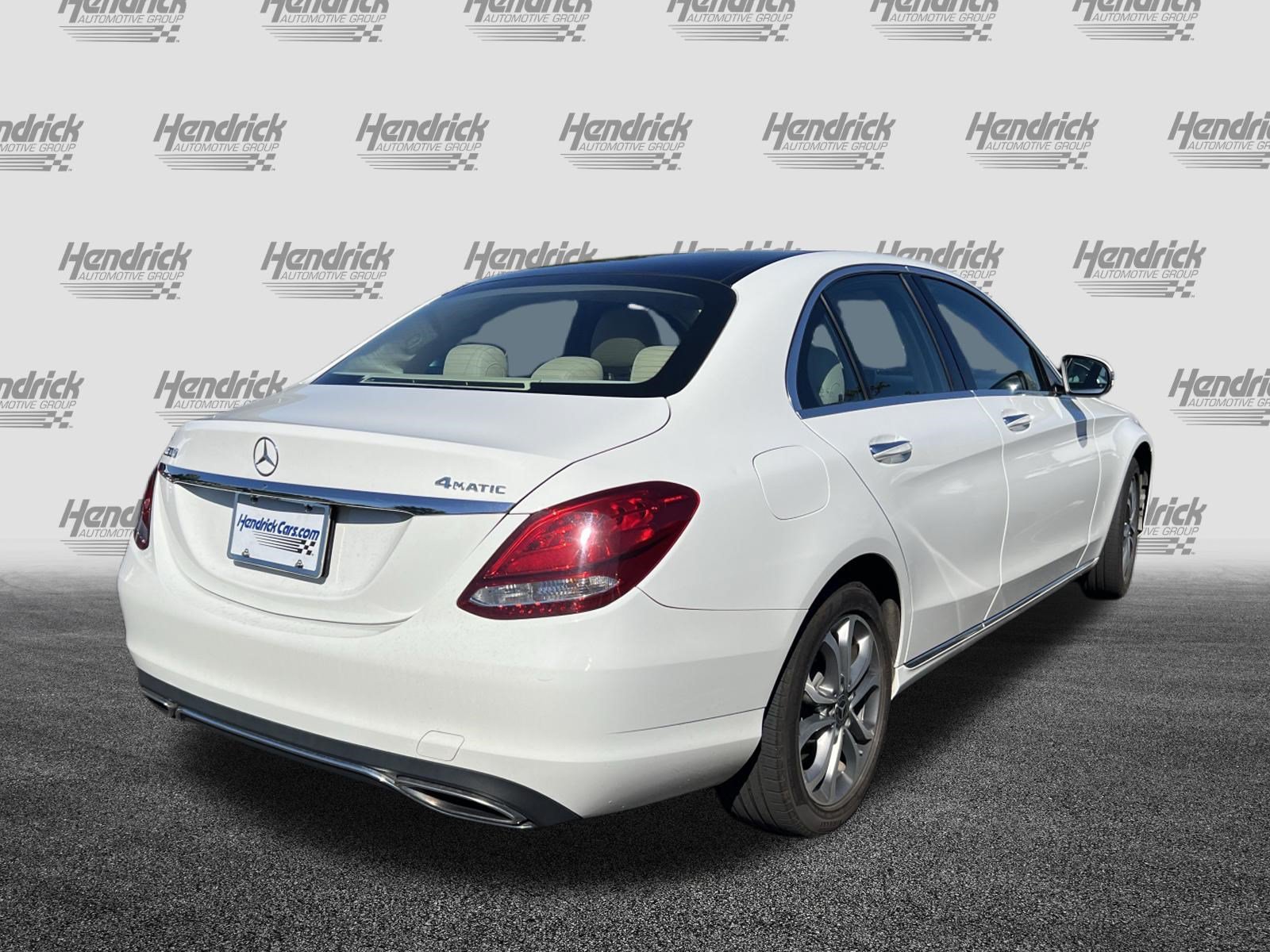 Used 2017 Mercedes-Benz C 300 4MATIC Sedan image 11