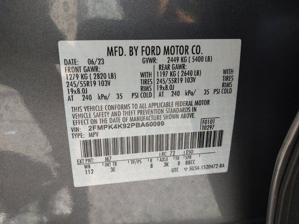 Used 2023 Ford Edge Titanium w/ Cargo Accessory Package AWD/4WD image 33