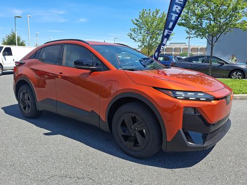 New 2026 Subaru Uncharted AWD image 2