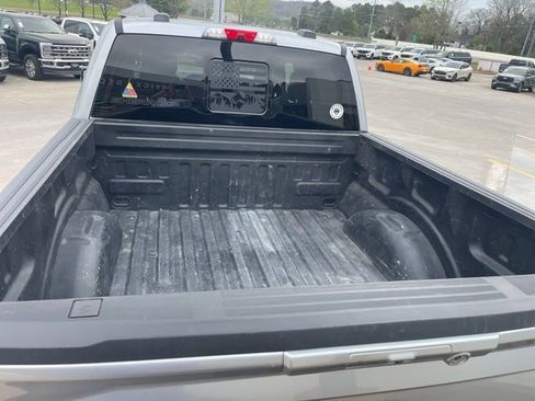 Used 2022 Ford F150 XLT w/ Equipment Group 302A High image 11