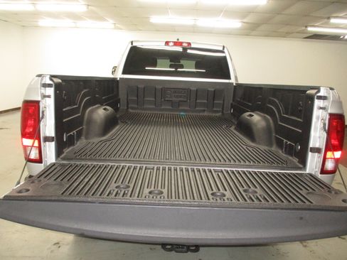 Used 2018 RAM 3500 Tradesman w/ Popular Equipment Group AWD/4WD image 9