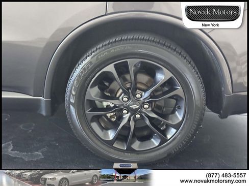 Used 2021 Dodge Durango R/T w/ Blacktop Package image 8