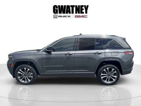 Used 2022 Jeep Grand Cherokee Overland AWD/4WD image 8