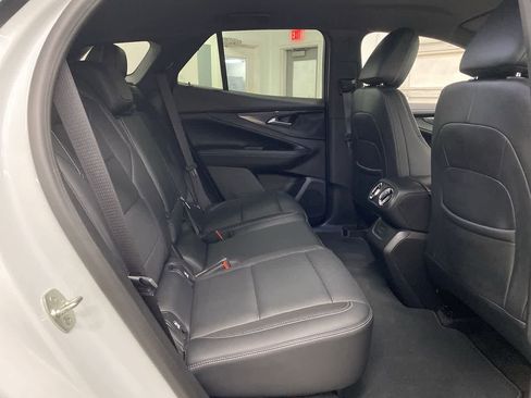 Used 2024 Chevrolet Blazer EV LT AWD/4WD image 17
