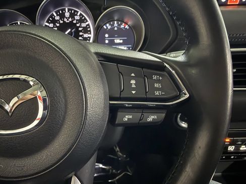Used 2018 MAZDA CX-5 Touring w/ Preferred Equipment Package FWD image 24