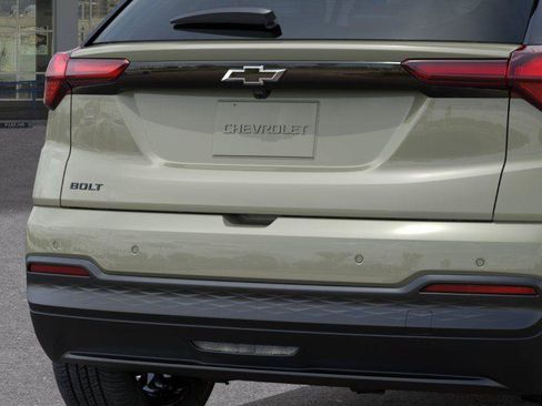 New 2027 Chevrolet Bolt LT w/ Comfort Package FWD image 14