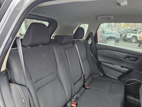 Used 2024 Nissan Rogue S AWD/4WD image 13