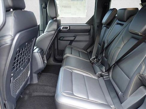 New 2026 Ford Bronco Badlands AWD/4WD image 9