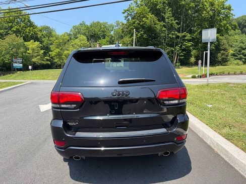 Used 2015 Jeep Grand Cherokee Altitude AWD/4WD image 5