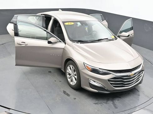 Used 2023 Chevrolet Malibu LT FWD image 38