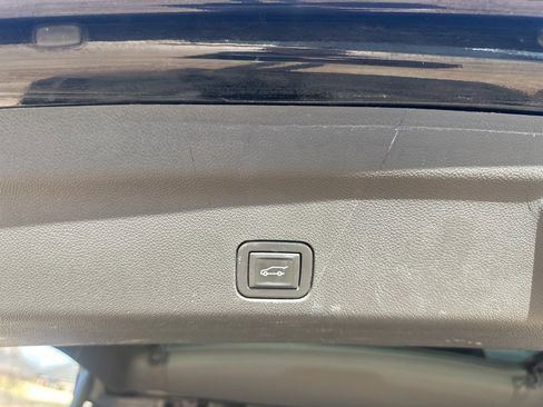 Certified 2023 Cadillac Escalade Sport Platinum image 43