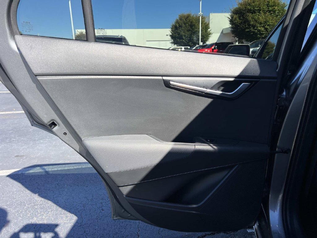 Used 2023 Kia Niro EX FWD image 13