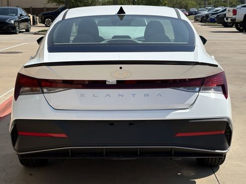 New 2025 Hyundai Elantra Sport image 5