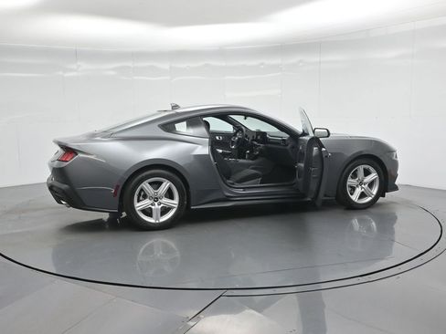 New 2026 Ford Mustang Coupe image 4