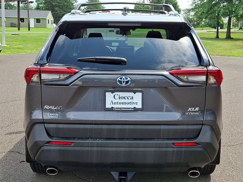 Used 2024 Toyota RAV4 XLE w/ Convenience Package AWD/4WD image 8