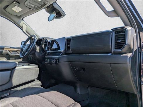 Used 2024 Chevrolet Silverado 1500 LT image 22