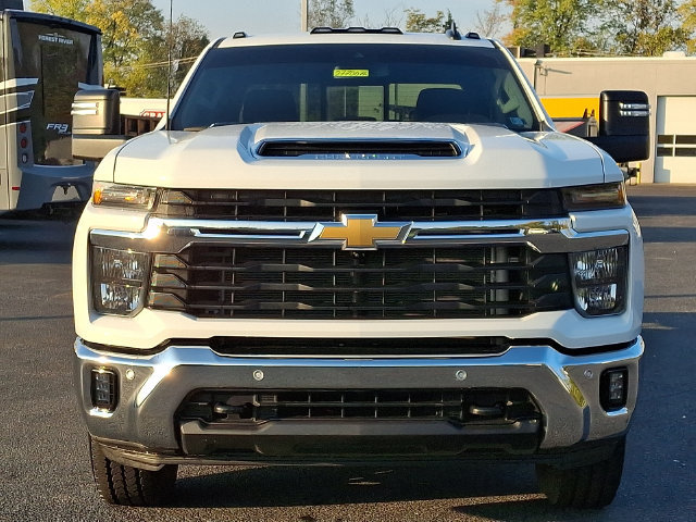 Used 2025 Chevrolet Silverado 2500 LT w/ All Star Edition AWD/4WD image 5