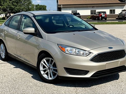 Used 2018 Ford Focus SE image 37