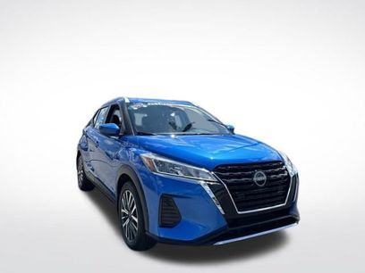 Used 2022 Nissan Kicks SV