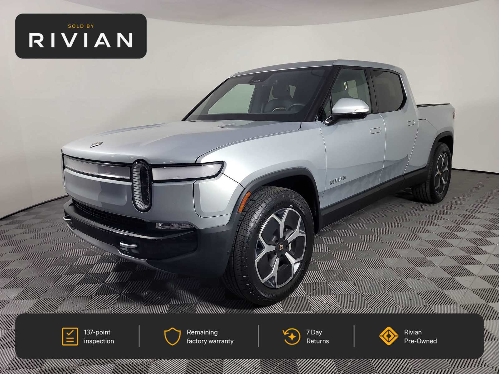 Used 2023 Rivian R1T Adventure Dual AWD/4WD image 1