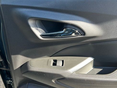 New 2025 Chevrolet Trax LT w/ LT Convenience Package image 13