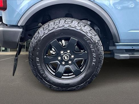 Used 2025 Ford Bronco Big Bend w/ Black Appearance Package image 42