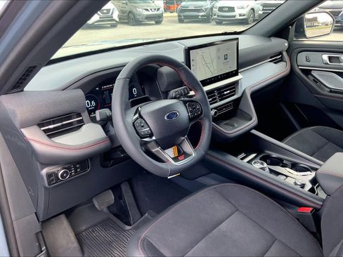 Used 2025 Ford Explorer ST w/ Sun And Sound Package image 18