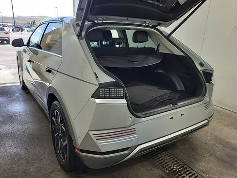 Used 2024 Hyundai Ioniq 5 Limited image 3