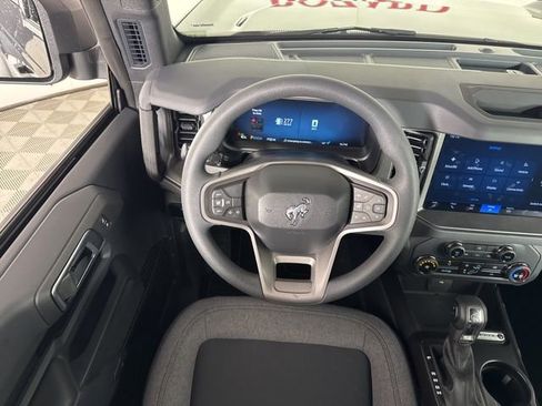 New 2025 Ford Bronco 2-Door image 10