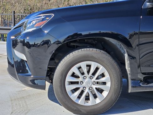 Used 2021 Lexus GX 460 Premium image 12