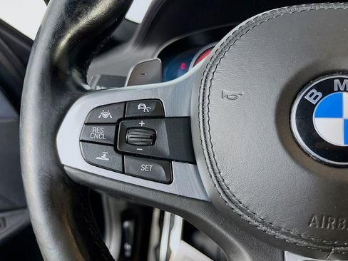 Used 2018 BMW 540i xDrive AWD/4WD image 12