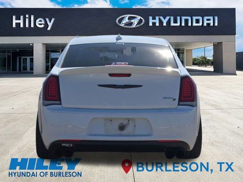 Used 2019 Chrysler 300 S w/ S Model Appearance Package image 6