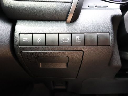 Used 2021 Toyota Camry SE FWD image 30