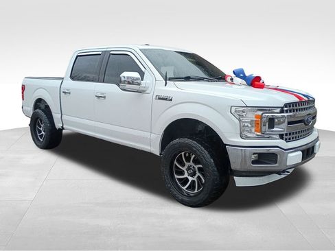 Used 2018 Ford F150 XLT w/ Equipment Group 302A Luxury image 7