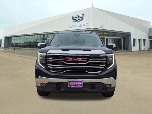 Used 2024 GMC Sierra 1500 SLT RWD image 2