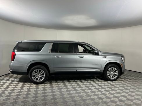 Used 2025 GMC Yukon XL Denali image 4