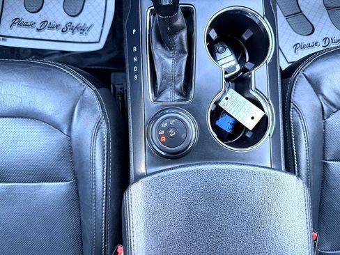 Used 2018 Ford Explorer Limited image 21