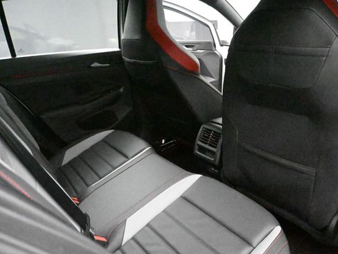 Used 2023 Volkswagen GTI SE image 21