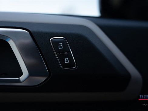 Certified 2023 Ford Bronco Wildtrak image 24