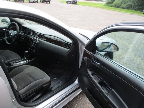 Used 2012 Chevrolet Impala LS FWD image 23