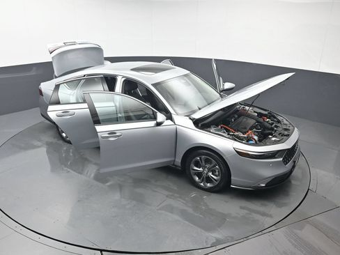 Used 2024 Honda Accord EX-L image 52