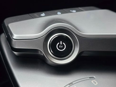 Certified 2024 Kia EV6 Light image 37