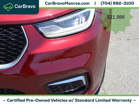 Used 2021 Chrysler Pacifica Pinnacle FWD image 10