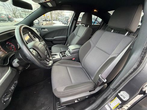 Used 2021 Dodge Charger SXT w/ Blacktop Package image 20