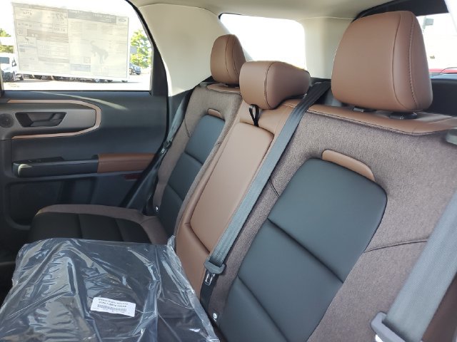 New 2026 Ford Bronco Sport Outer Banks w/ Outer Banks Tech Package+ AWD/4WD image 31
