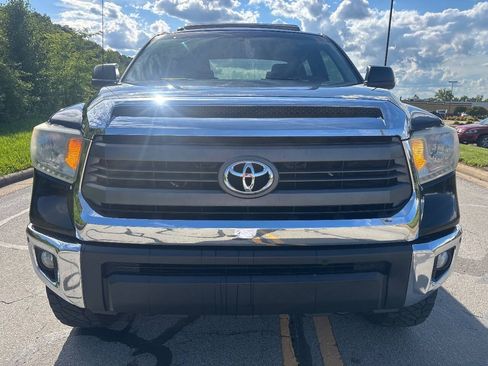 Used 2014 Toyota Tundra SR5 AWD/4WD image 2